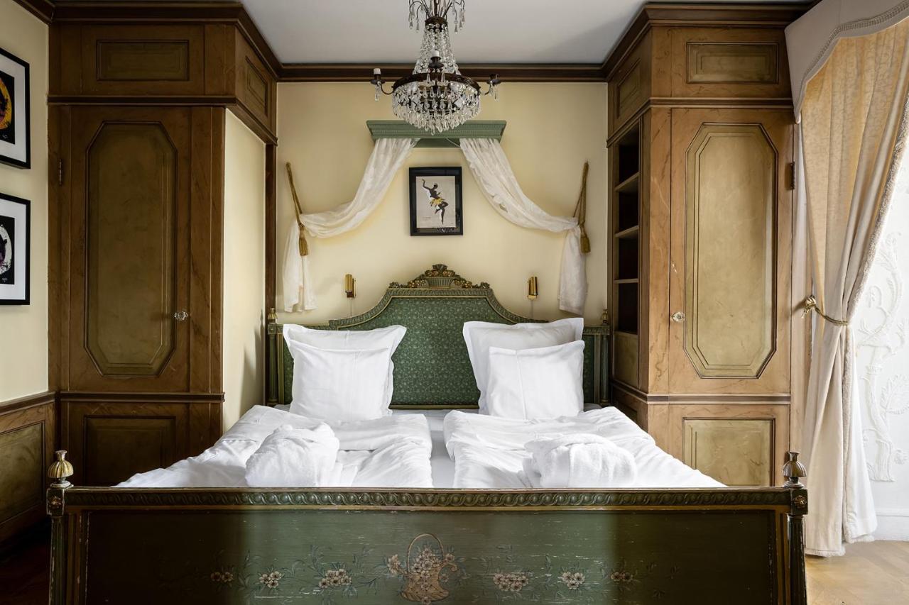 Отель Haeringe Slott Musko Havsbad Экстерьер фото