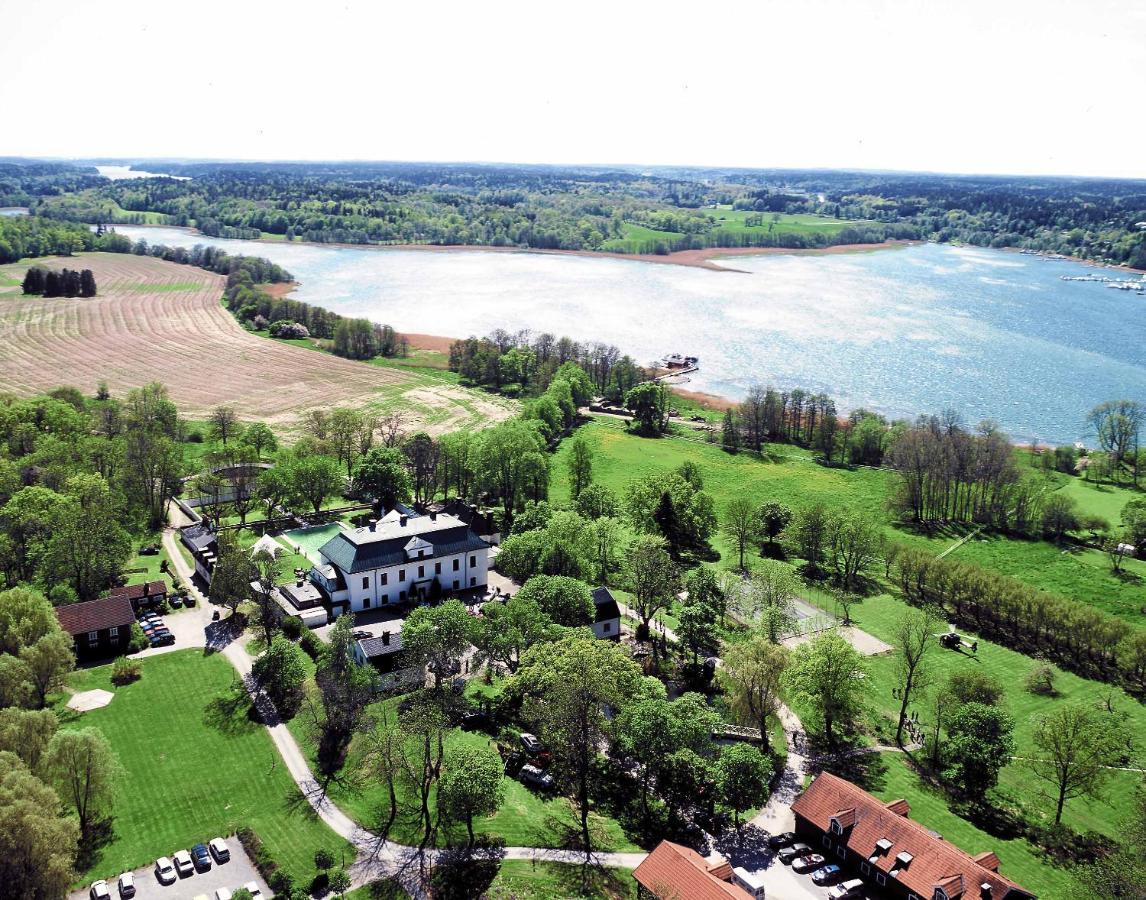 Отель Haeringe Slott Musko Havsbad Экстерьер фото