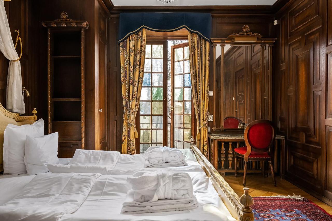 Отель Haeringe Slott Musko Havsbad Экстерьер фото