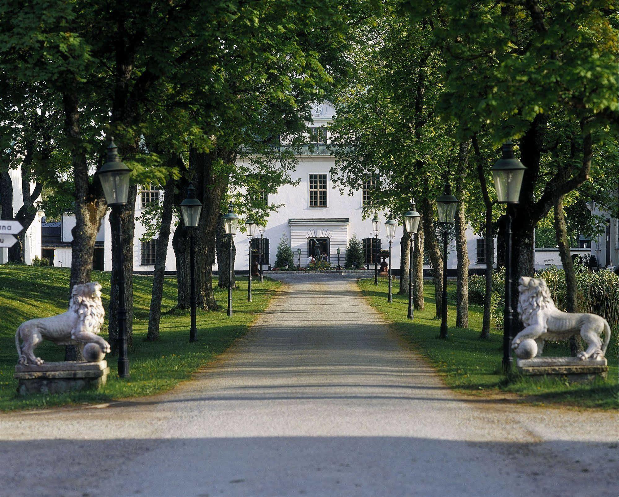 Отель Haringe Slott Vasterhaninge Экстерьер фото