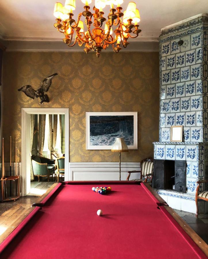 Отель Haeringe Slott Musko Havsbad Экстерьер фото