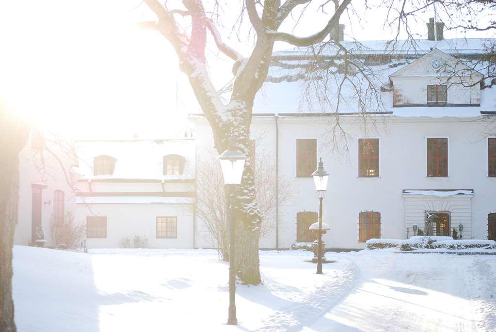 Отель Haringe Slott Vasterhaninge Экстерьер фото